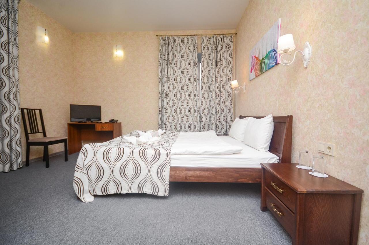 Hotel Три Сімки Výshgorod Exterior foto