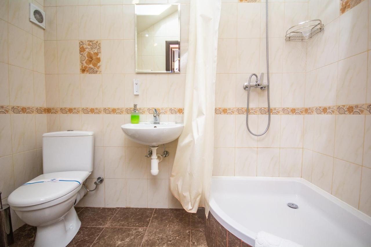 Hotel Три Сімки Výshgorod Exterior foto