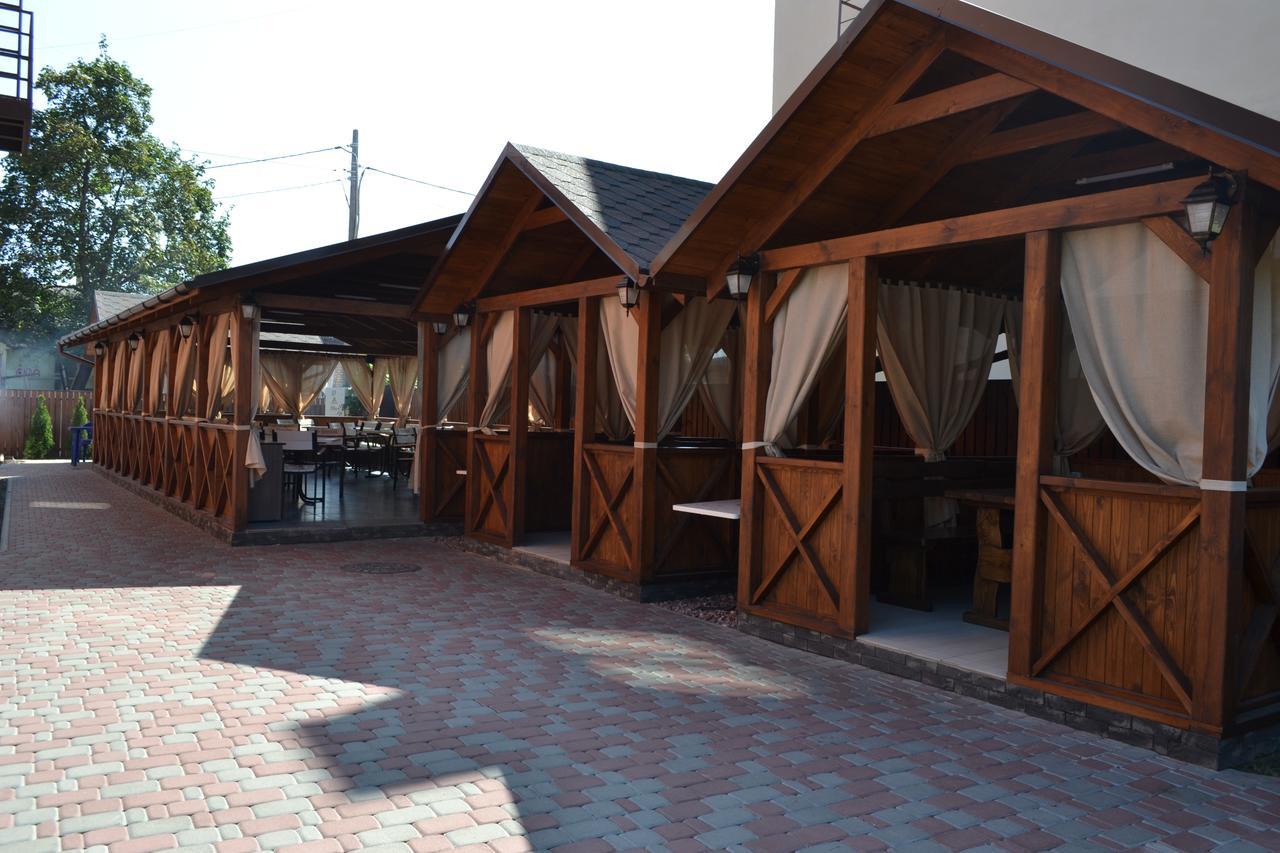 Hotel Три Сімки Výshgorod Exterior foto