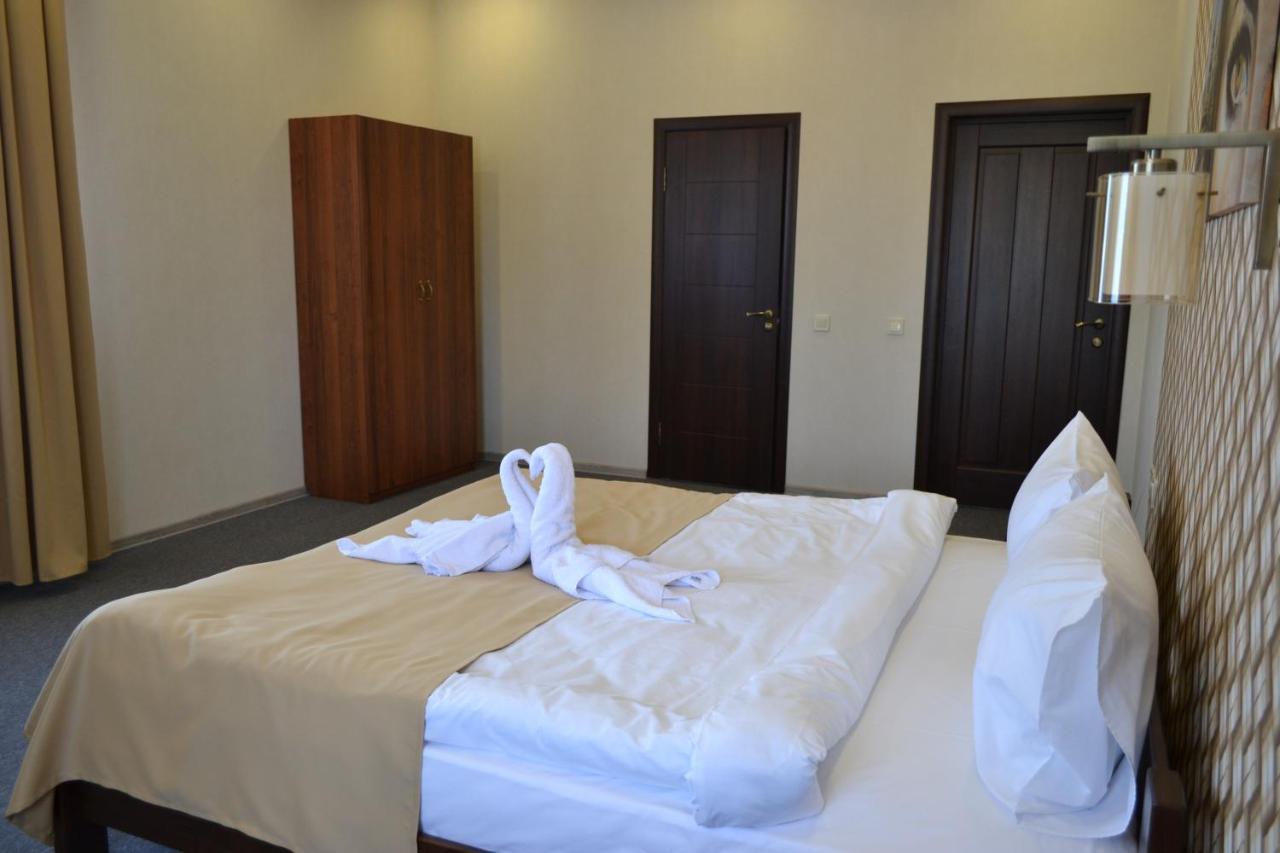 Hotel Три Сімки Výshgorod Exterior foto