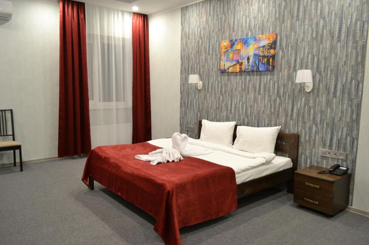 Hotel Три Сімки Výshgorod Exterior foto